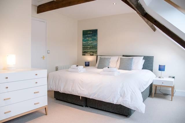 Serendipity, Aldeburgh - An Apartment On The High Street! Eksteriør bilde