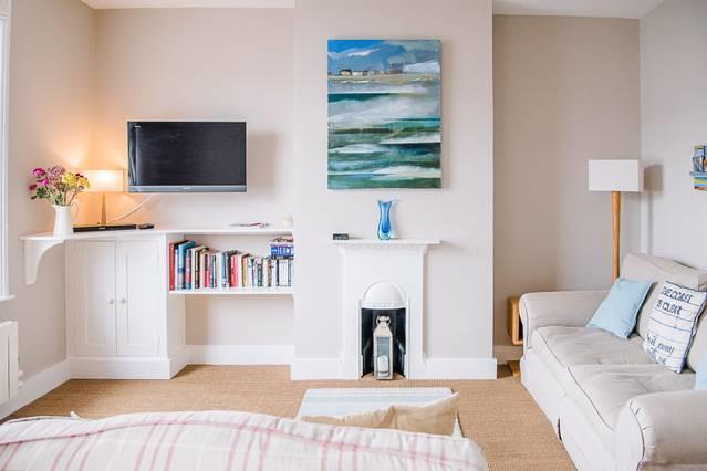 Serendipity, Aldeburgh - An Apartment On The High Street! Eksteriør bilde